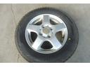 スタッドレスタイヤはアルミホイールです