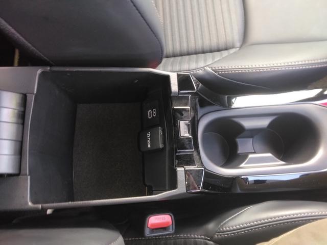 カローラツーリング ハイブリッド ダブルバイビー(3枚目)