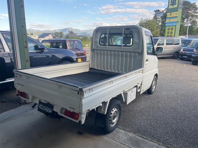 ミニキャブトラック VX-SE 4WD・エアコン・パワステ・5速マニュアル(6枚目)