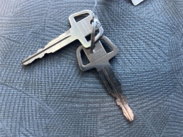 ミニキャブトラック VX-SE 4WD・エアコン・パワステ・5速マニュアル(15枚目)