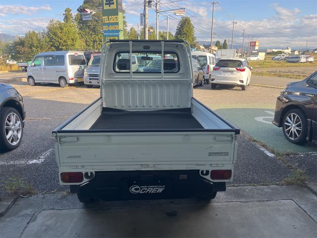 サンバートラック TB 4WD・5速マニュアル・エアコン・運転席エアバック☆(5枚目)