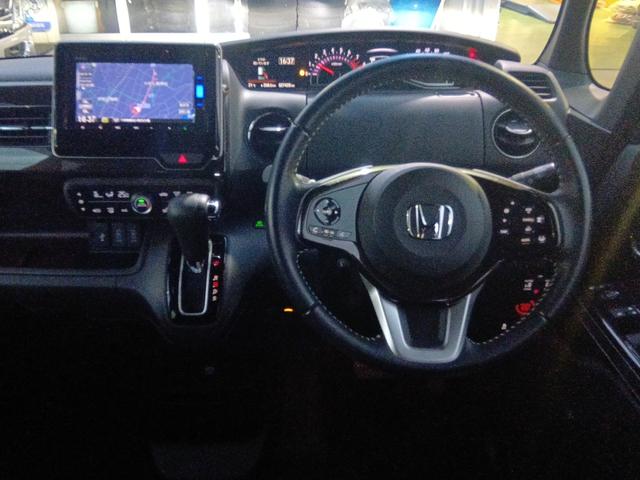 Ｎ－ＢＯＸカスタム Ｇ・Ｌターボホンダセンシング　２ＴＯＮＥ（16枚目）