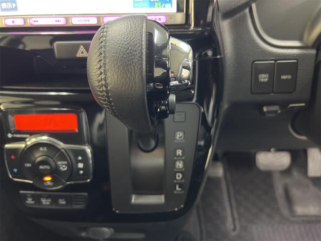 ソリオバンディット ハイブリッドＭＶ　４ＷＤ　純正メモリーナビ　ワンセグＴＶ　ＣＤ　ＤＶＤ　Ｂｌｕｅｔｏｏｔｈ　Ｄ席Ｎ席左右シートヒーター　ＬＥＤヘッドライト　後席左右サンシェード　後席左右リアバックテーブル　ｎａｎｏｅ搭載ＡＣ　Ｂカメラ（11枚目）