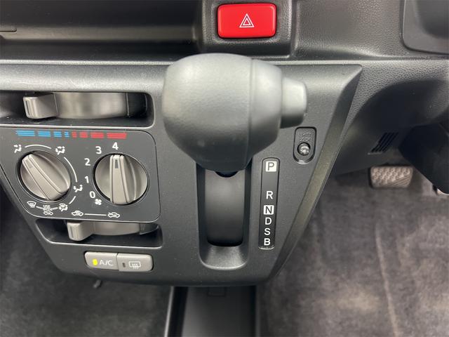 ミライース Ｌ　社外ディスプレイオーディオナビ　ＣＤ　ＤＶＤ　Ｂｌｕｅｔｏｏｔｈ　横滑り防止　前方ドラレコ　アイドリングストップ　助手席コンビニフック　１２Ｖ／１２０Ｗシガーソケット電源　純正ドアバイザー（11枚目）