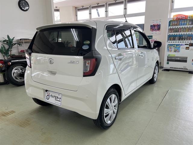 ミライース Ｘ　ＳＡＩＩＩ　社外ＳＳＤナビ　Ｂｌｕｅｔｏｏｔｈ　リアパーキングセンサー　衝突軽減ブレーキ　横滑り防止　オートハイビーム　ＥＴＣ　アイドリングストップ　Ｂカメラ　純正フロアマット　純正ドアバイザー　スマートアシスト（8枚目）