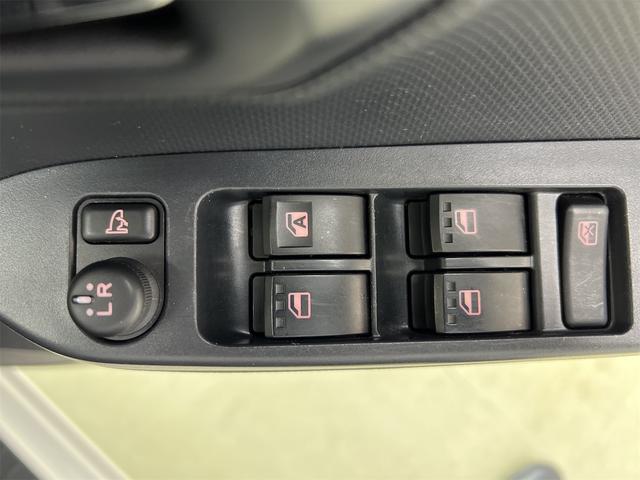 ミライース Ｘ　ＳＡＩＩＩ　社外ＳＳＤナビ　Ｂｌｕｅｔｏｏｔｈ　リアパーキングセンサー　衝突軽減ブレーキ　横滑り防止　オートハイビーム　ＥＴＣ　アイドリングストップ　Ｂカメラ　純正フロアマット　純正ドアバイザー　スマートアシスト（24枚目）