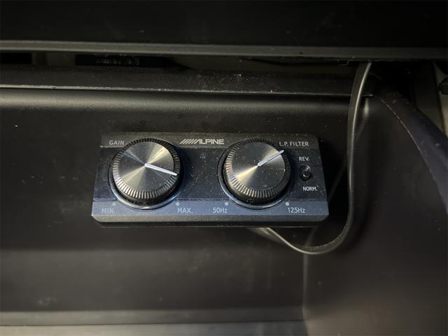 ハリアー プレミアム　社外メモリーナビ　ＣＤ　ＤＶＤ　Ｂｌｕｅｔｏｏｔｈ　Ｗｉｆｉ　ワンＴＶ　デュアルエアコン　Ｄ席パワーシート　サンルーフ　オートマチックハイビーム　クルコン　前方ドラレコ　パワーバックドア　バックカメラ（31枚目）