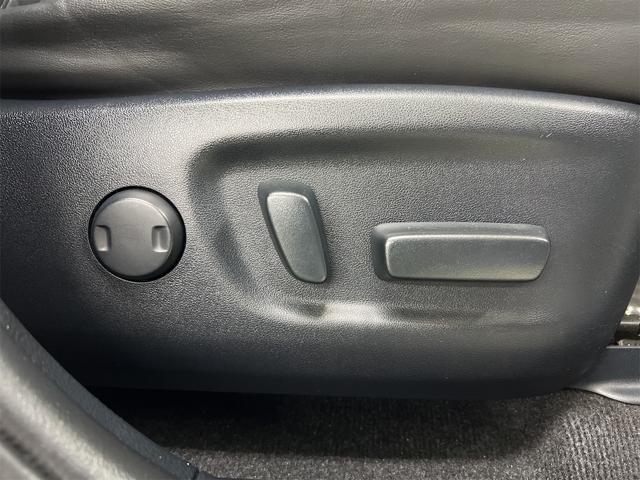 ハリアー プレミアム　社外メモリーナビ　ＣＤ　ＤＶＤ　Ｂｌｕｅｔｏｏｔｈ　Ｗｉｆｉ　ワンＴＶ　デュアルエアコン　Ｄ席パワーシート　サンルーフ　オートマチックハイビーム　クルコン　前方ドラレコ　パワーバックドア　バックカメラ（33枚目）