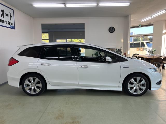 ジェイド ハイブリッドＸ　純正メモリーナビ　ＣＤ　ＤＶＤ　Ｂｌｕｅｔｏｏｔｈ　ワンセグＴＶ　オールオートＰＷ　ビルトインＥＴＣ　クルーズコントロール　ステアリングスイッチ　前方ドラレコ　ＥＣＯＮ　プッシュスタート　Ｂカメラ（4枚目）