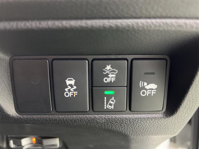 ジェイド ハイブリッドＸ　純正メモリーナビ　ＣＤ　ＤＶＤ　Ｂｌｕｅｔｏｏｔｈ　ワンセグＴＶ　オールオートＰＷ　ビルトインＥＴＣ　クルーズコントロール　ステアリングスイッチ　前方ドラレコ　ＥＣＯＮ　プッシュスタート　Ｂカメラ（23枚目）