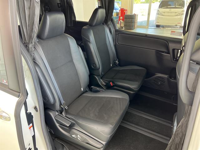 ノア Ｓｉ　ダブルバイビー　４ＷＤ　純正ＳＤナビ　ＤＶＤ　Ｂｌｕｅｔｏｏｔｈ　Ｗｉｆｉ　フルセグＴＶ　オートマチックハイビーム　デュアルエアコン　オールオートＰＷ　ビルトインＥＴＣ　プラズマクラスター内蔵ルームランプ　Ｐスタート（14枚目）