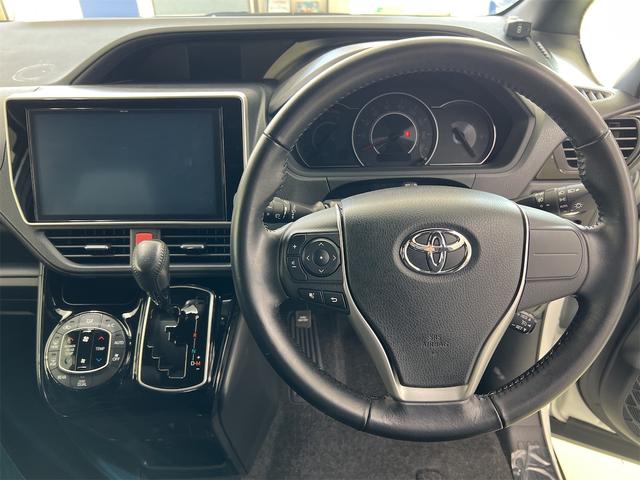 ノア Ｓｉ　ダブルバイビー　４ＷＤ　純正ＳＤナビ　ＤＶＤ　Ｂｌｕｅｔｏｏｔｈ　Ｗｉｆｉ　フルセグＴＶ　オートマチックハイビーム　デュアルエアコン　オールオートＰＷ　ビルトインＥＴＣ　プラズマクラスター内蔵ルームランプ　Ｐスタート（16枚目）