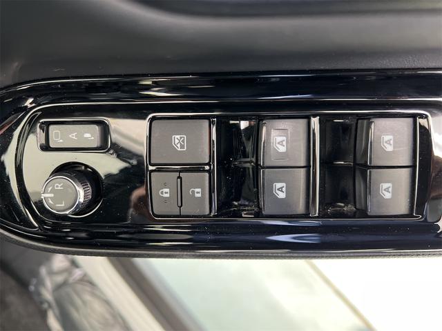 ノア Ｓｉ　ダブルバイビー　４ＷＤ　純正ＳＤナビ　ＤＶＤ　Ｂｌｕｅｔｏｏｔｈ　Ｗｉｆｉ　フルセグＴＶ　オートマチックハイビーム　デュアルエアコン　オールオートＰＷ　ビルトインＥＴＣ　プラズマクラスター内蔵ルームランプ　Ｐスタート（31枚目）