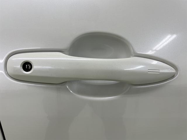 プリウス Ｓ　純正ＳＤナビ　ＣＤ　Ｂｌｕｅｔｏｏｔｈ　フルセグＴＶ　オールオートＰＷ　ビルトインＥＴＣ　純正トノカバー　ＬＥＤヘッドライト　ＬＥＤフォグランプ　ステアリングスイッチ　ＥＶモード　ＤＲＩＶＥモード（28枚目）