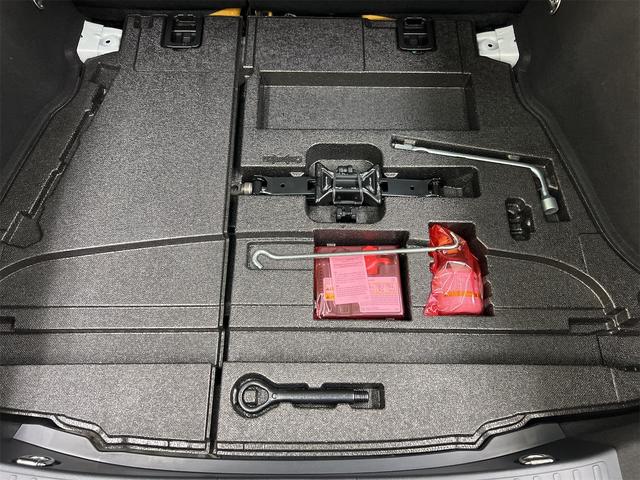 プリウス Ｓ　純正ＳＤナビ　ＣＤ　Ｂｌｕｅｔｏｏｔｈ　フルセグＴＶ　オールオートＰＷ　ビルトインＥＴＣ　純正トノカバー　ＬＥＤヘッドライト　ＬＥＤフォグランプ　ステアリングスイッチ　ＥＶモード　ＤＲＩＶＥモード（32枚目）