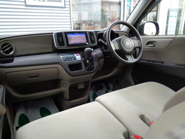 Ｎ－ＯＮＥ Ｇ・Ｌパッケージ　ＳＤナビ　フルセグ　Ｂｌｕｅｔｏｏｔｈ　バックカメラ　スマートキー　ベンチシート　ＨＩＤ　オートライト　スタッドレス有　禁煙車（17枚目）