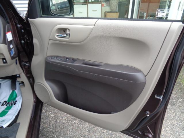 Ｎ－ＯＮＥ Ｇ・Ｌパッケージ　ＳＤナビ　フルセグ　Ｂｌｕｅｔｏｏｔｈ　バックカメラ　スマートキー　ベンチシート　ＨＩＤ　オートライト　スタッドレス有　禁煙車（21枚目）