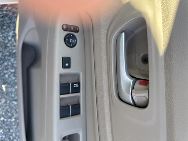 N-WGN G 車検2年付き スマートキーシステム イモビライザー AAC ナビ キーレスキー 運転席エアバック 運転席助手席エアバック 横滑り防止機能 PW PS ABS ベンチシート 衝突安全ボディ(13枚目)