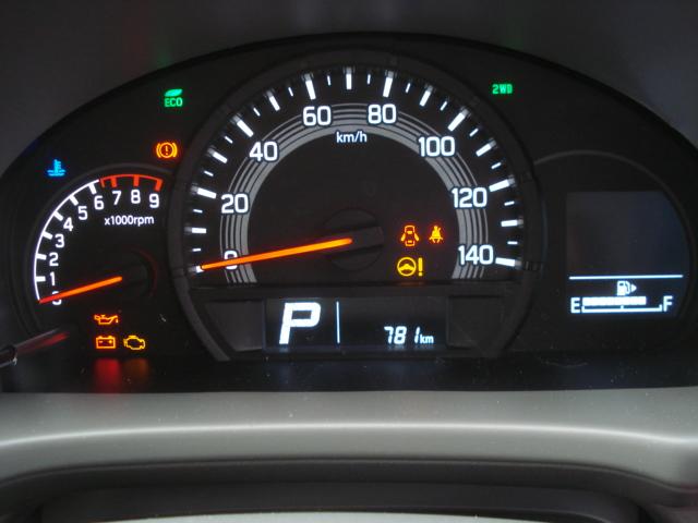 エブリイ ＰＡリミテッド　４ＷＤ　両側スライドドア　クリアランスソナー　アイドリングストップ　盗難防止システム　衝突安全ボディ　キーレスエントリー　ＡＢＳ　横滑り防止　運転席・助手席エアバッグ　フル装備　車検令和９年２月まで（7枚目）