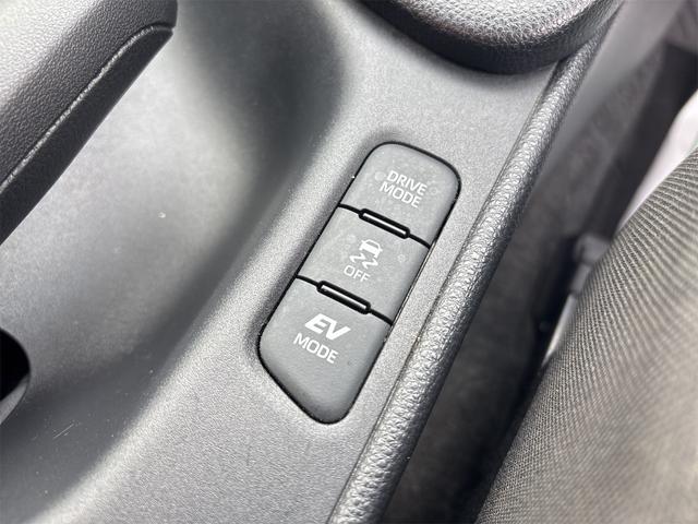 ヤリス ハイブリッドX 4WD ナビ Bluetooth USBポート バックカメラ ETC 衝突軽減ブレーキ 横滑り防止装置 レーダークルーズコントロール オートマチックハイビーム AC100V電源 スマートキー(24枚目)