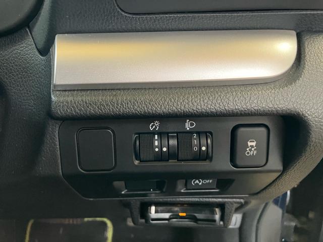 ＸＶ ２．０ｉ　アイサイト　プラウドエディション　４ＷＤ、ＥＴＣ、レーンアシスト、盗難防止システム、キーレスエントリー、エアバッグ、アイドリングストップ、衝突安全ボディ、衝突被害軽減システム、ＡＢＳ、ＵＳＢ入力端子、ＥＳＣ、エアコン、パワステ（16枚目）