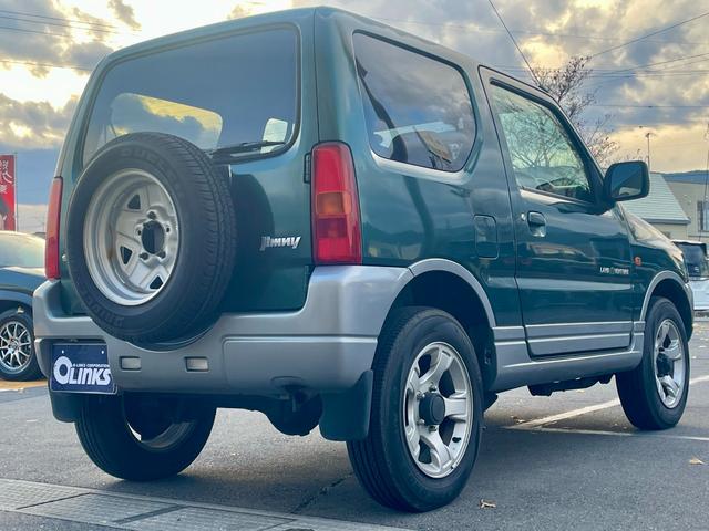 ジムニー ランドベンチャー　５速マニュアル　レザーシート　キーレス　車検Ｒ８年１０月（8枚目）