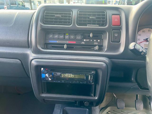 ジムニー ランドベンチャー　５速マニュアル　レザーシート　キーレス　車検Ｒ８年１０月（13枚目）