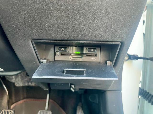 ジムニー ＸＧ　５速マニュアル　スズキセーフティサポート装着車　キーレス　走行１万キロ台　車検Ｒ８年１２月（15枚目）