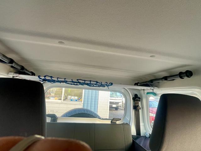 ジムニー ＸＧ　５速マニュアル　スズキセーフティサポート装着車　キーレス　走行１万キロ台　車検Ｒ８年１２月（18枚目）