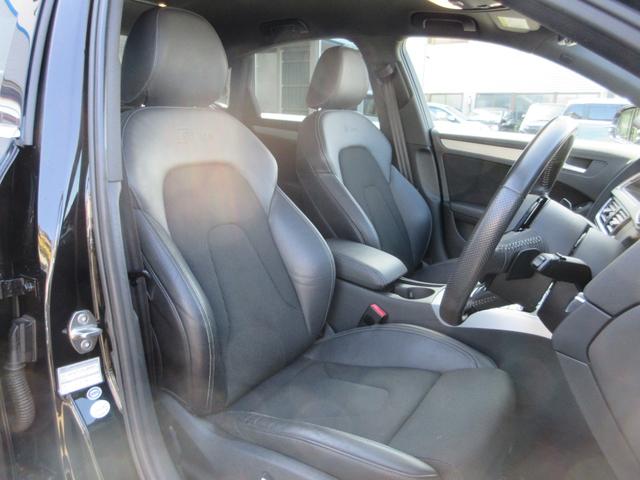 Ａ４ ２．０ＴＦＳＩ　Ｓラインパッケージ　車検整備付　地デジナビ　バックカメラ　スマートキー　プッシュスタート　運転席助手席パワーシート　電子パーキングブレーキ　純正１８インチアルミホイール　禁煙車（6枚目）