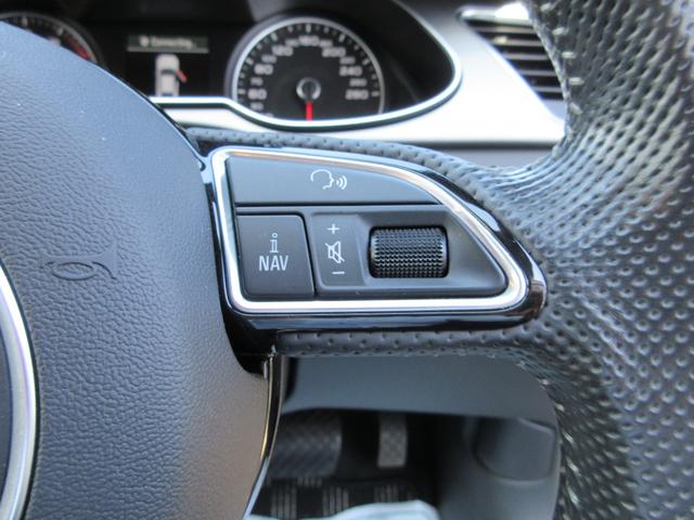 Ａ４ ２．０ＴＦＳＩ　Ｓラインパッケージ　車検整備付　地デジナビ　バックカメラ　スマートキー　プッシュスタート　運転席助手席パワーシート　電子パーキングブレーキ　純正１８インチアルミホイール　禁煙車（16枚目）