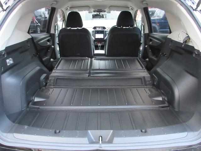 インプレッサスポーツ ２．０ｉ－Ｌアイサイト　４ＷＤ　地デジナビ　バックカメラ　スマートキー　プッシュスタート　衝突軽減ブレーキ　ＡＣＣ　電子パーキングブレーキ　ＥＴＣ　ドラレコ　純正１７インチアルミ　禁煙車（12枚目）