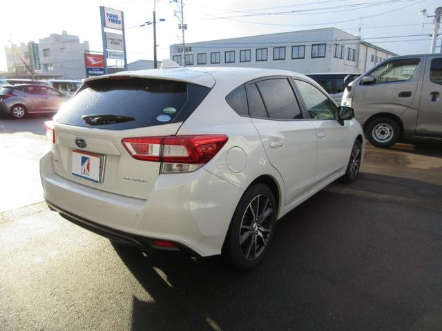 インプレッサスポーツ 2.0i-Lアイサイト 4WD 地デジナビ バックカメラ スマートキー プッシュスタート 衝突軽減ブレーキ シートヒーター ACC パワーシート 電子パーキングブレーキ ETC 純正17インチアルミ 禁煙車(5枚目)