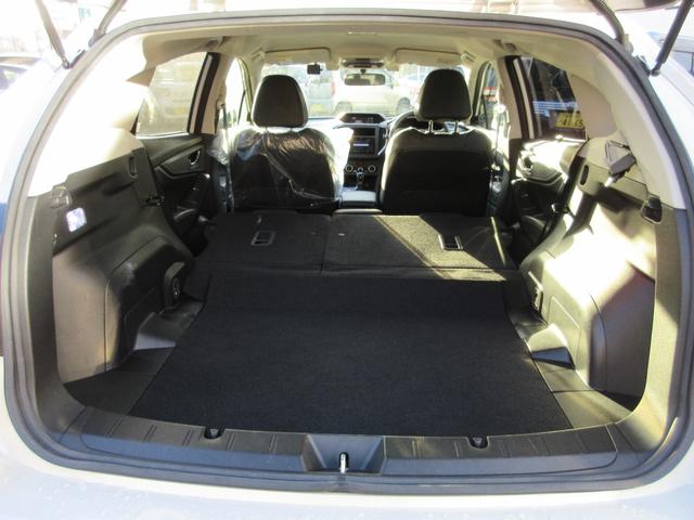 インプレッサスポーツ 2.0i-Lアイサイト 4WD 地デジナビ バックカメラ スマートキー プッシュスタート 衝突軽減ブレーキ シートヒーター ACC パワーシート 電子パーキングブレーキ ETC 純正17インチアルミ 禁煙車(12枚目)