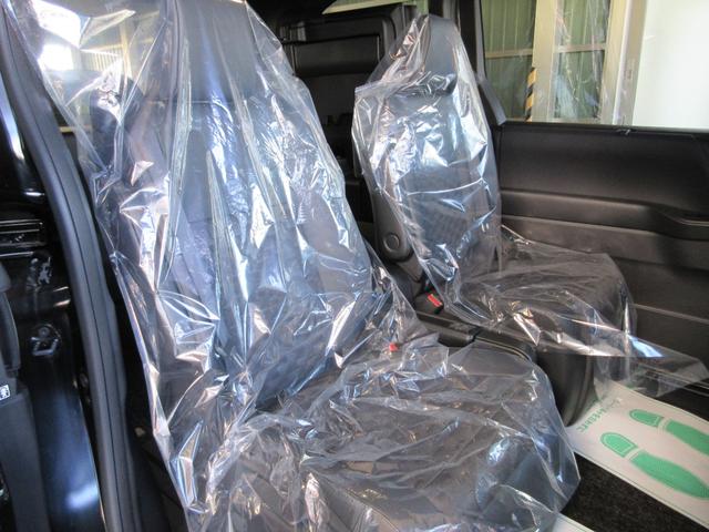 ヴォクシー ハイブリッドＳ－Ｚ　車検Ｒ１０年１月　純正１０．５型地デジナビ　バックカメラ　快適利便パッケージ　両側電動スライド　パワーバックドア　プロジェクター式ＬＥＤライト　アダプティブハイビーム　ＥＴＣ　ＣＤ　ＤＶＤ　純正アルミ（8枚目）