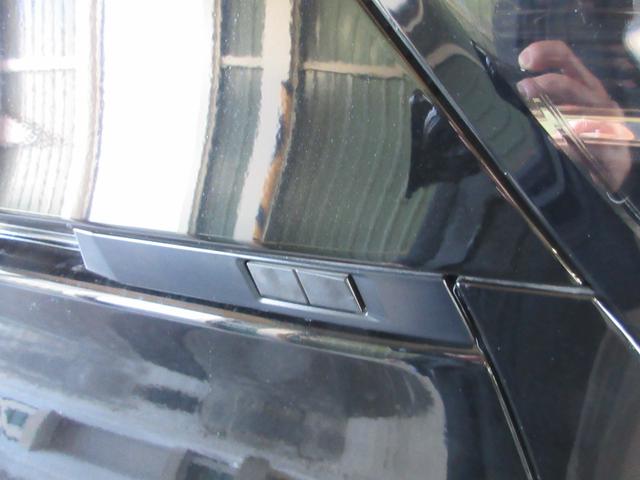 ヴォクシー ハイブリッドＳ－Ｚ　車検Ｒ１０年１月　純正１０．５型地デジナビ　バックカメラ　快適利便パッケージ　両側電動スライド　パワーバックドア　プロジェクター式ＬＥＤライト　アダプティブハイビーム　ＥＴＣ　ＣＤ　ＤＶＤ　純正アルミ（42枚目）