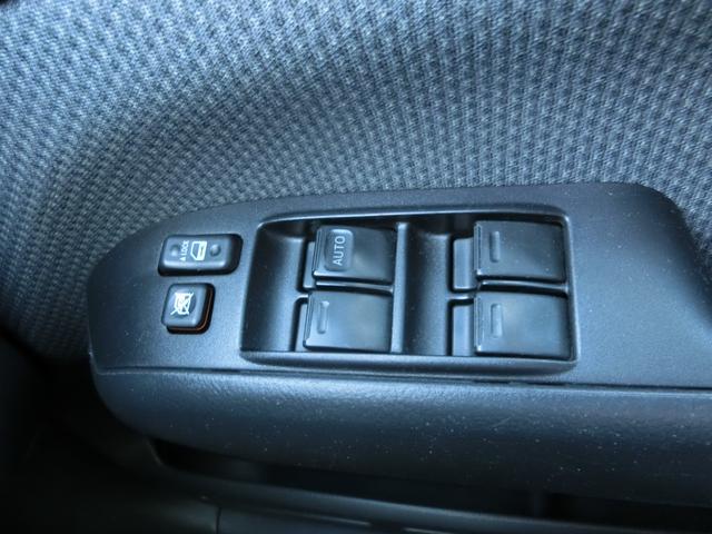 サクシードバン UL Xパッケージ 車検1年付き オールペングレー 1.5inchリフトアップ SDナビ フルセグ Bluetooth バックカメラ LEDヘッドライト キーレス ルーフキャリア ETC TOYOオープンカントリー(33枚目)