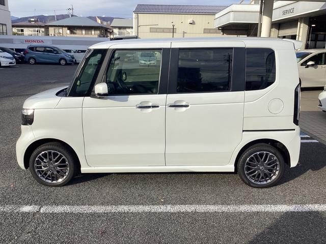 N-BOXカスタム ターボ 4WD 届け出済未使用車 純正ナビ ドラレコ前後 ETC(4枚目)