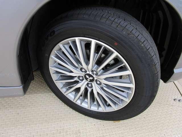 Gプラスパッケージ サポカーS・スマホ連携ナビ・電動サンルーフ・電気温水式ヒーター・100V電源・後側方車両検知警報・Pセンサー・シートヒーター・全方位カメラ・運転席助手席パワーシート・ステアリングヒーター(19枚目)