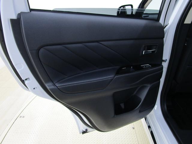G 禁煙車 100V電源 衝突被害軽減ブレーキ 踏み間違い防止装置 7.7インチフルセグナビ サポカーS 全周囲カメラ 電動テールゲート フロントパワーシート フロントシートヒーター ステアリングヒーター(55枚目)