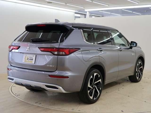 アウトランダーＰＨＥＶ Ｐ　禁煙マイパイロット後側方車両検知ＢＯＳＥ本革（9枚目）