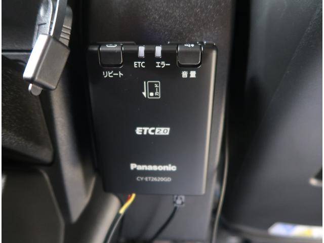 ジムニーシエラ ＪＣ　禁煙車　ワンオーナー　５速マニュアル　クルーズコントロール　ディスプレイオーディオ　ＥＴＣ２．０　シートヒーター　ＵＳＢポート　ヘッドライトウォッシャー　ＬＥＤヘッドライト　フォグランプ（13枚目）