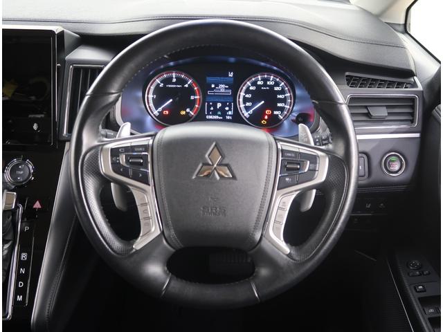 デリカD:5 G ワンオーナー 禁煙車 全方位カメラ クルーズコントロール オーディオレス オートマチックハイビーム エンジンスターター LEDヘッドライト フォグランプ 両側電動スライドドア アイドリングストップ(5枚目)