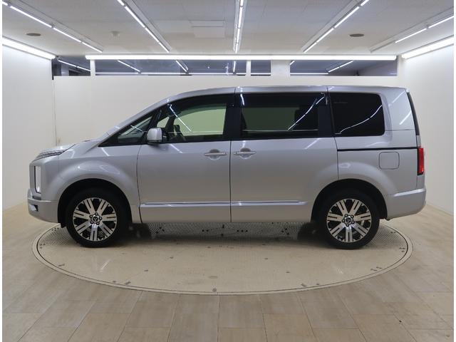 デリカD:5 G ワンオーナー 禁煙車 全方位カメラ クルーズコントロール オーディオレス オートマチックハイビーム エンジンスターター LEDヘッドライト フォグランプ 両側電動スライドドア アイドリングストップ(15枚目)