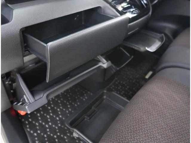 eKクロススペース T ワンオーナー 禁煙車 マイパイロット デジタルルームミラー 全方位カメラ メモリーナビ ETC2.0 障害物センサー シートヒーター オートマチックハイビーム パドルシフト 片側電動スライドドア(11枚目)