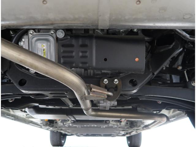 エクリプスクロスPHEV P 禁煙車 社有車UP 電動リヤゲート スマホ連携ナビ 全方位カメラ マイパイロット ステアリングリモコン ハンドルヒーター シートヒーター 運転席電動シート USBポート AC1500W ブラック内装(17枚目)