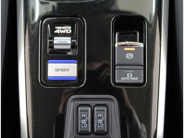 電動パーキングブレーキ　ブレーキオートホールド　運転席／助手席シートヒーター装備