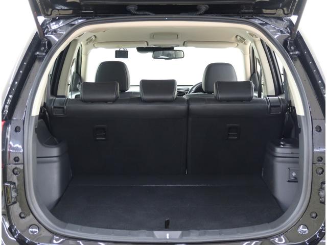 リヤシート使用時の荷室の広さです