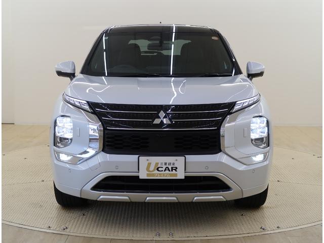 ＬＥＤヘッドライト＆フォグランプ　悪天候や夜道のドライブをサポートします