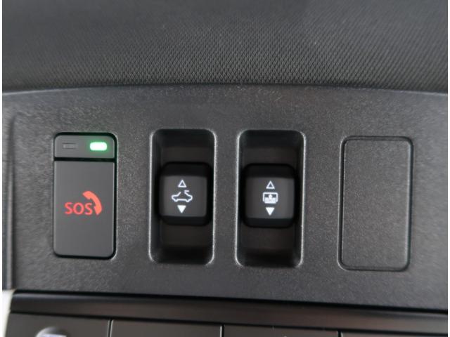 アウトランダーＰＨＥＶ Ｐ　禁煙車　電動サンルーフ　スマホ連携ナビ　ＨＤＭＩ　全方位カメラ　マイパイロット　電動リヤゲート　ワイヤレススマホ充電　ＡＣ１５００Ｗ電源　シートメモリー　シートヒーター　ステアリングヒーター（34枚目）